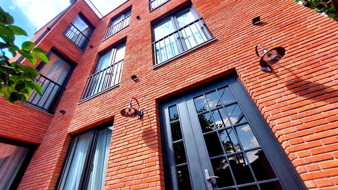 Falcon Boutique Hotel Tbilisi Eksteriør bilde