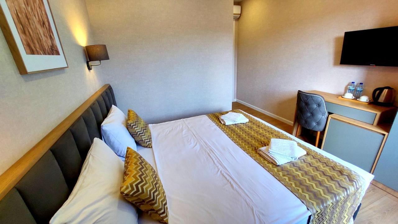 Falcon Boutique Hotel Tbilisi Eksteriør bilde