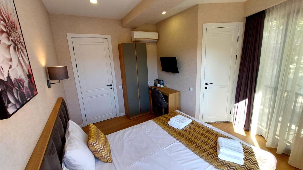 Falcon Boutique Hotel Tbilisi Eksteriør bilde